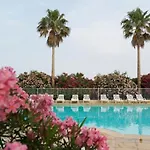 - 100m De La - Parking - Piscine Apartamento Fréjus