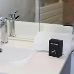 - 100m De La - Parking - Piscine Apartamento