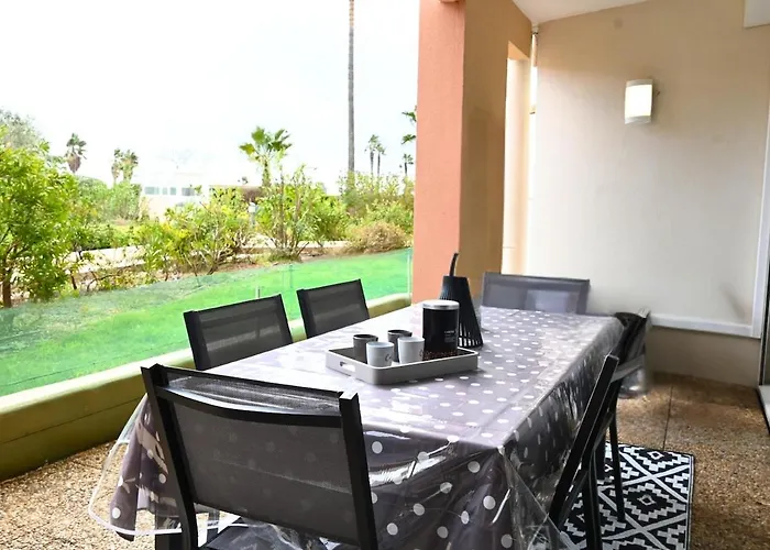 Appartement - 100m De La - Parking - Piscine *